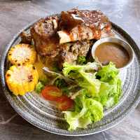 Collin’s Western Cuisines Mandai Wildlife West
