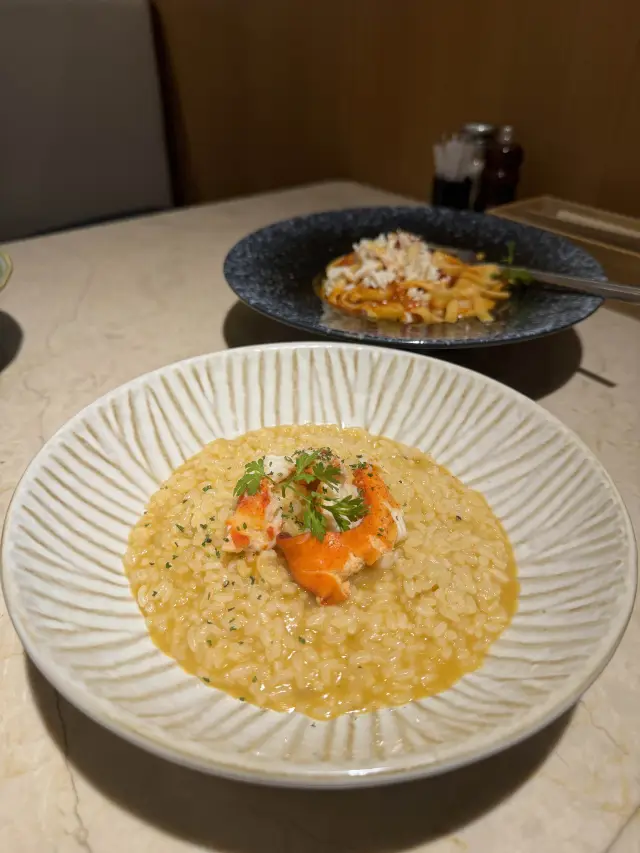 「Coti the Bistro」餐廳，布甸和咖啡作為完美結尾