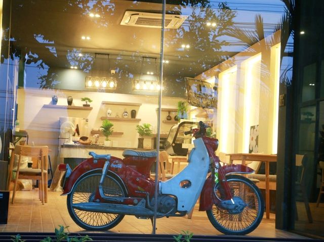 คาเฟ่เปิดใหม่ บ้านนายช่างคาเฟ่
