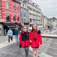เมือง Dinant ที่เบลเยี่ยม