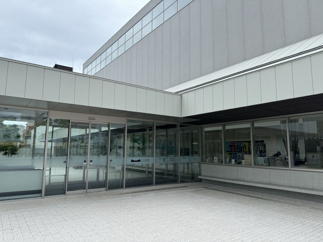【青森】八戸市美術館とみろく横丁