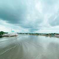 Discovering Kuching's Waterfront: Mosque, Bridge, and Tua Pek Kong Temple