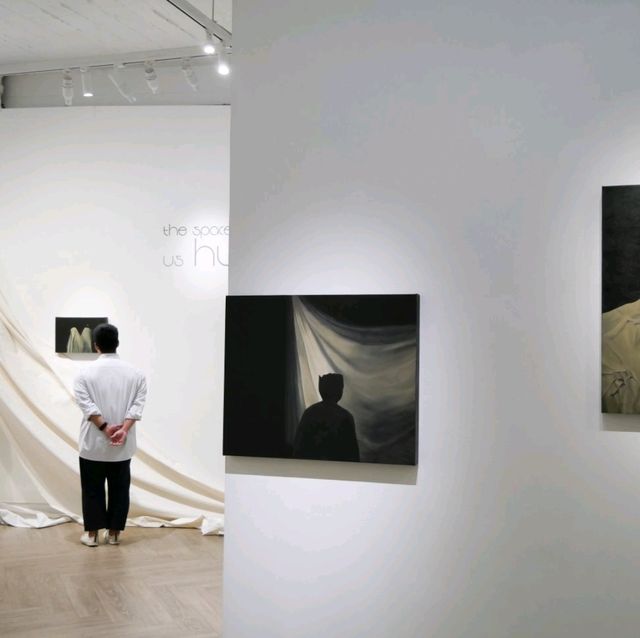 สำรวจความเงียบผ่านศิลปะที่ Joyman Gallery 