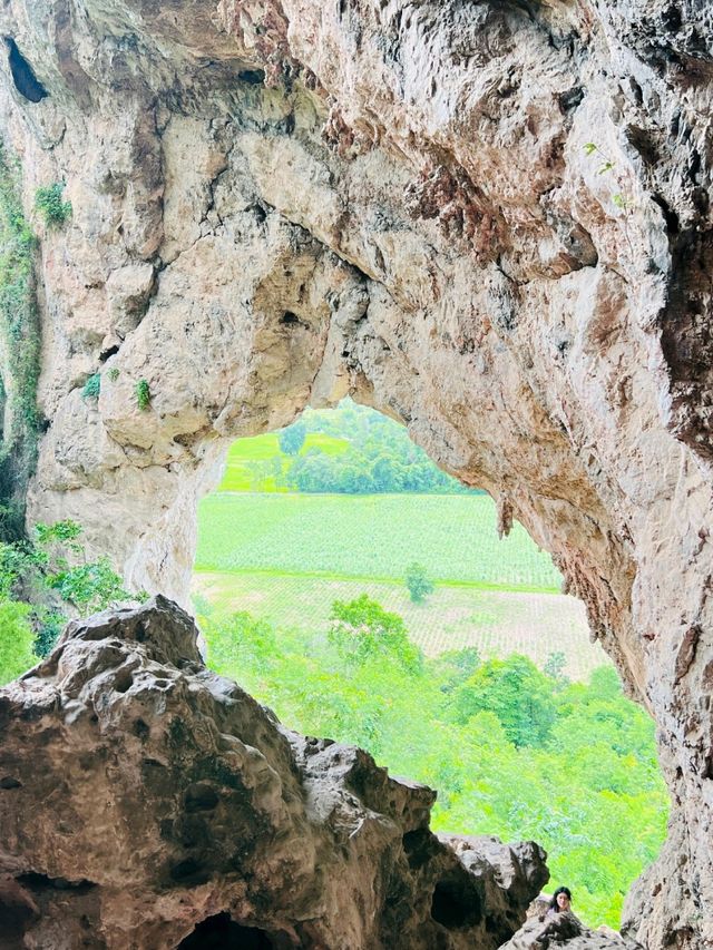 เขาทะลุมิติ ราชบุรี