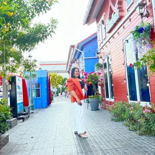 Air-conditioned Restroom with Photo Spots | Esso Gas Station, Chonburi