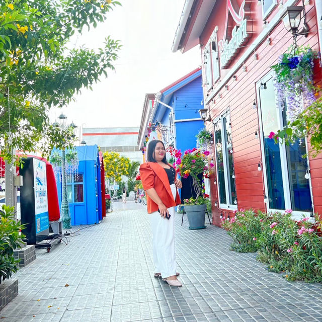 ห้องน้ำติดแอร์พร้อมมุมถ่ายรูป| ปั๊มเอสโซ่ ชลบุรี