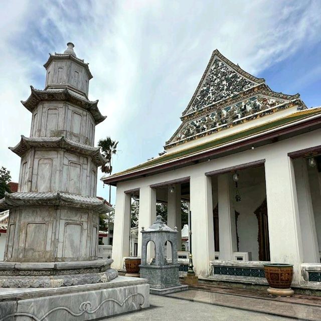 Wat Ratcha Orasaram Ratchaworawihan(Wat Chom Thong)