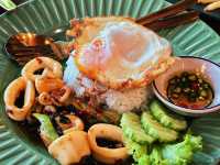 คาเฟ่น่ารัก บ้านไร่พอเพียง แก่งคอย สระบุรี 