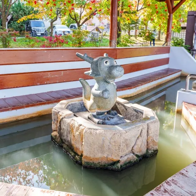 Free Foot Bath Hot Springs in Nature Around Lake Toya