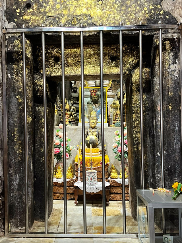 วัดพระธาตุเชิงชุม สกลนคร 