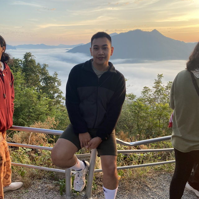 ภูทอก🌅🔆