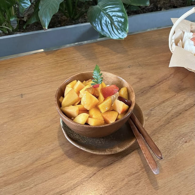 韓国🇰🇷新鮮なフルーツを使ったメニューが美味しいカフェ