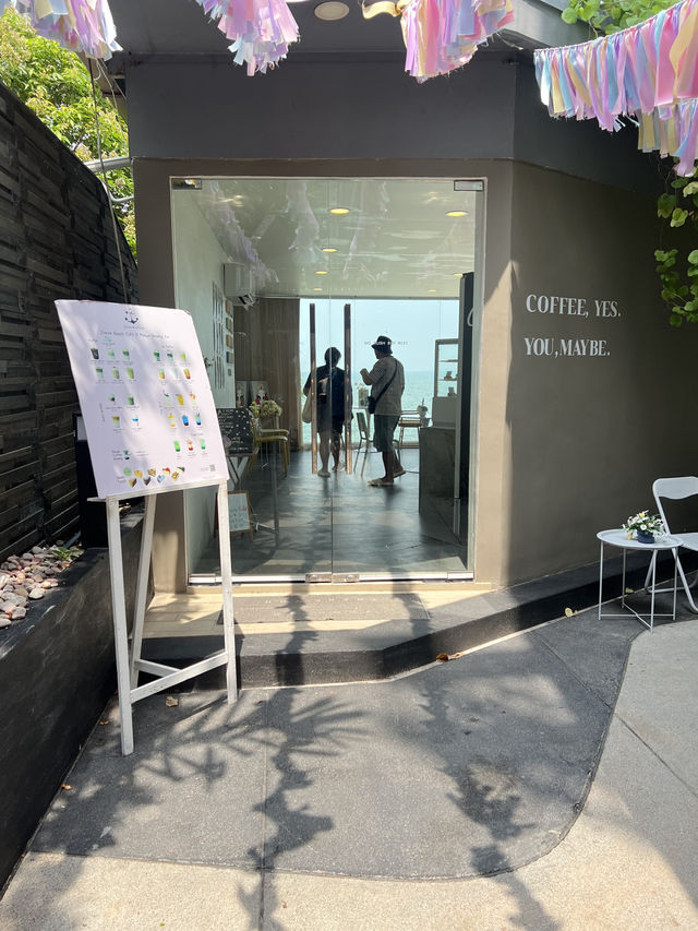S'more Beach Café - คาเฟ่พัทยาเกาหลีเกาใจ 🌈✨