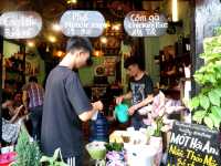 Mot Hoi An น้ำชาดอกบัว เจ้าดัง ฮอยอัน