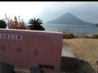 搭乘指宿玉手箱號，遊指宿溫泉，山川站騎自行車遊長崎鼻