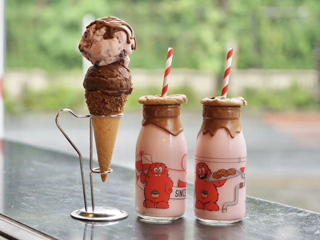 Cookie Time Café - A Sweet Stop in Harajuku!