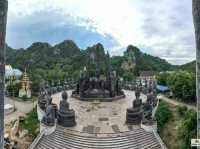 พระพุทธรูปหินลาวา