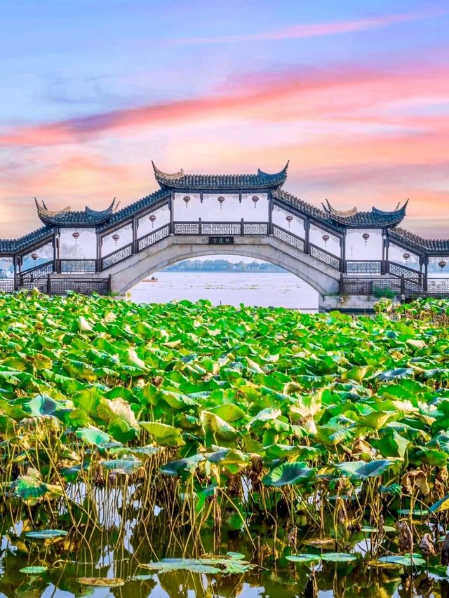 Gulian Bridge: The Symbol of Jinxi Ancient Town