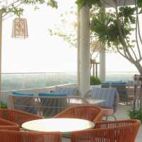 พักผ่อนที่คุ้มค่ามากกับ Hillton Garden Innn Ra