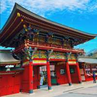 朱色の社殿が映える✨日本三大稲荷・祐徳稲荷神社へ！