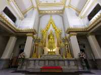 หลวงพ่อโสธร พระพุทธรูปศักดิ์สิทธิ์คู่บ้านคู่เมือง