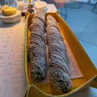a sophisticated dining expericne with seine views