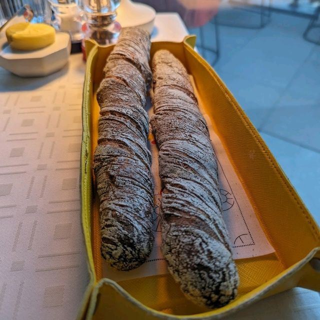 a sophisticated dining expericne with seine views