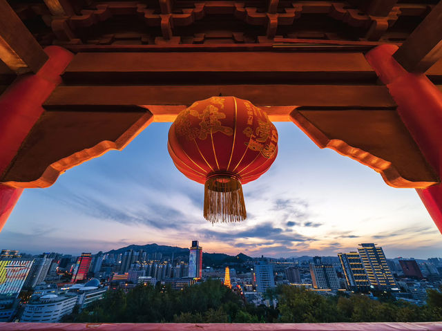 Gateway to Central Asia: Urumqi Guide
