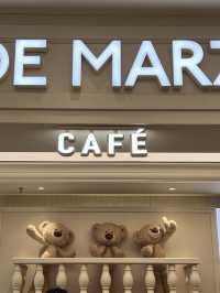 Bear Hugs in a Cup: The Whimsical World of 13DE MARZO Café🐻