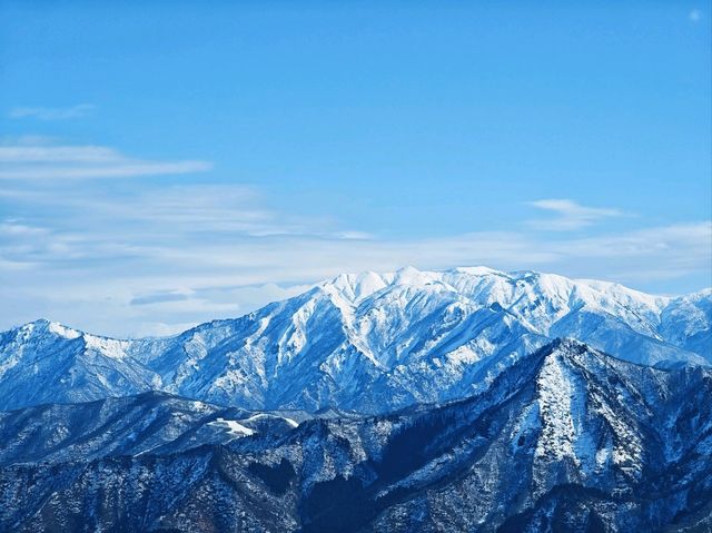 Yuzawa ภูเขาหิมะใกล้โตเกียว
