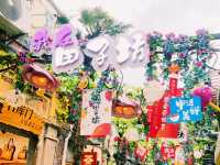 迷路のような路地裏で、アートと雑貨の宝探し！