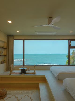 Ulsan Guyu Stay, a resort-style pool villa pension 💛