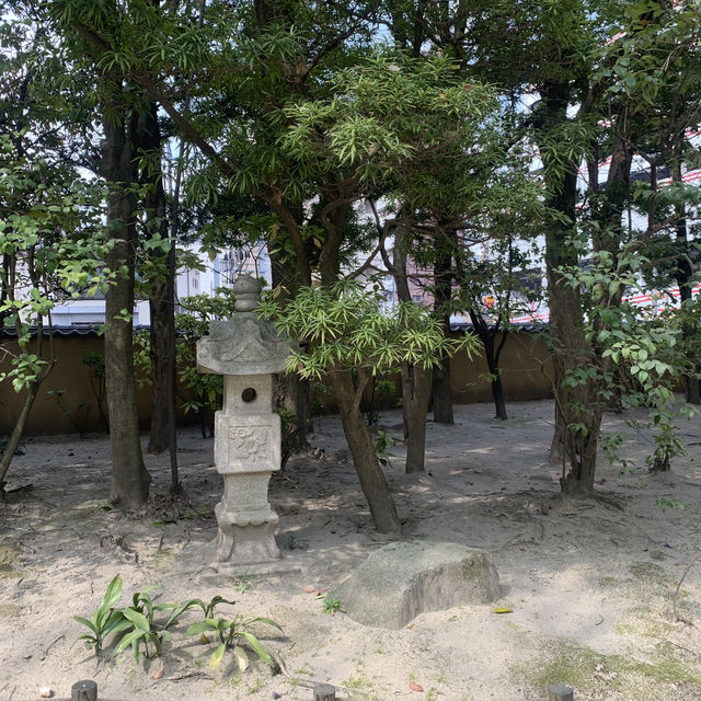 "바람도 천천히 머무는 정원, 라쿠스이엔"
