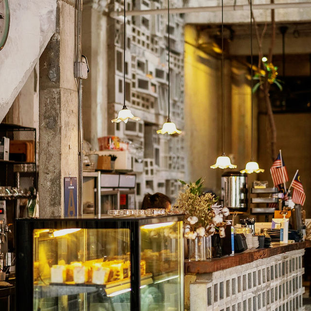 Urban Charm at Leaf & Co Cafe