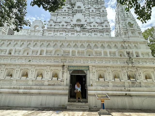 วัดไผ่โรงวัว สุพรรณบุรี