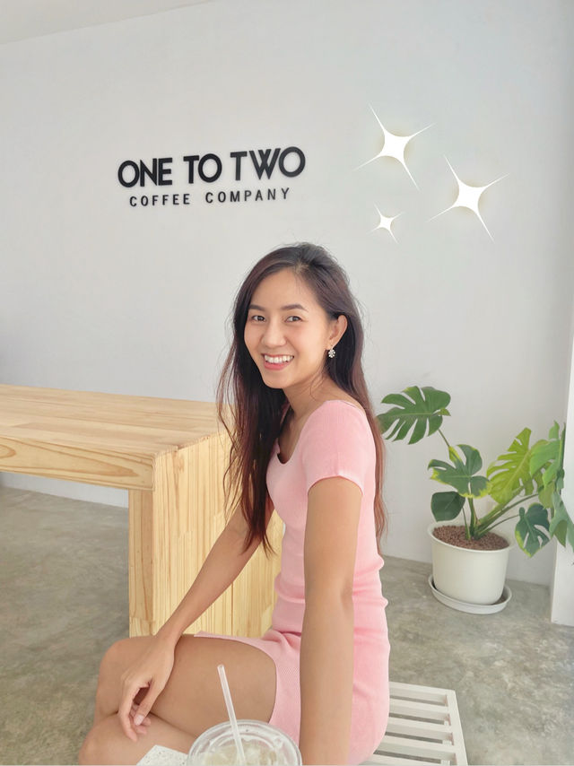 ร้าน 1:2 Coffee Company ร้านกาแฟดังแบรนด์ไทย