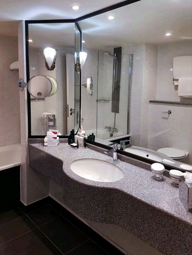 A Relaxing Stay at Crowne Plaza Nottingham.