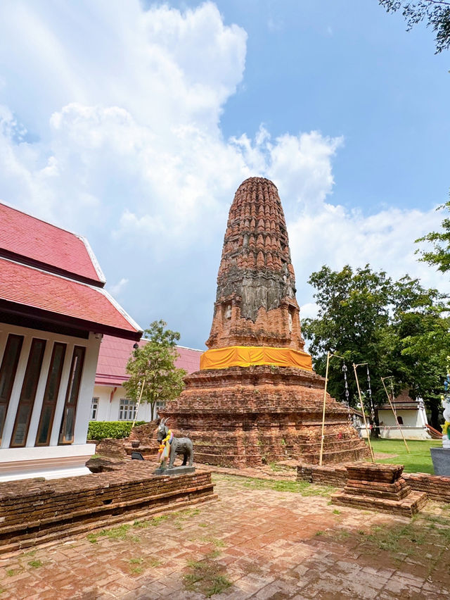 วัดปรางค์หลวง - Wat Prang Luang 