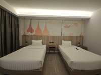 รีวิว Rus Hotel and Convention Ayothaya