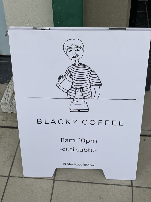 Blacky Coffee – A Hidden Gem with Matcha Magic & Cozy Minimalism