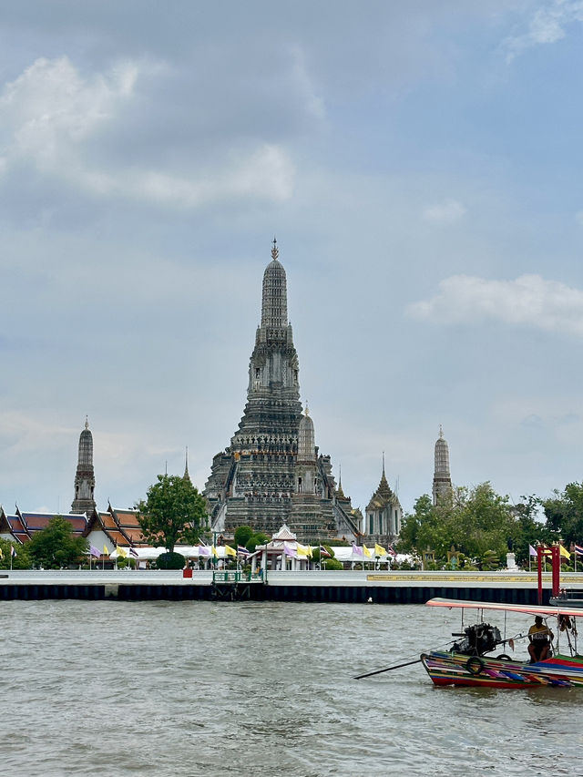 วัดอรุณราชวรารามวัดคู่เมืองย่านริมแม่น้ำเจ้าพระยา