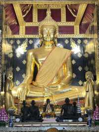 วัดพระศรีมหาธาตุวรมหาวิหาร – หัวใจของเมืองสองแคว