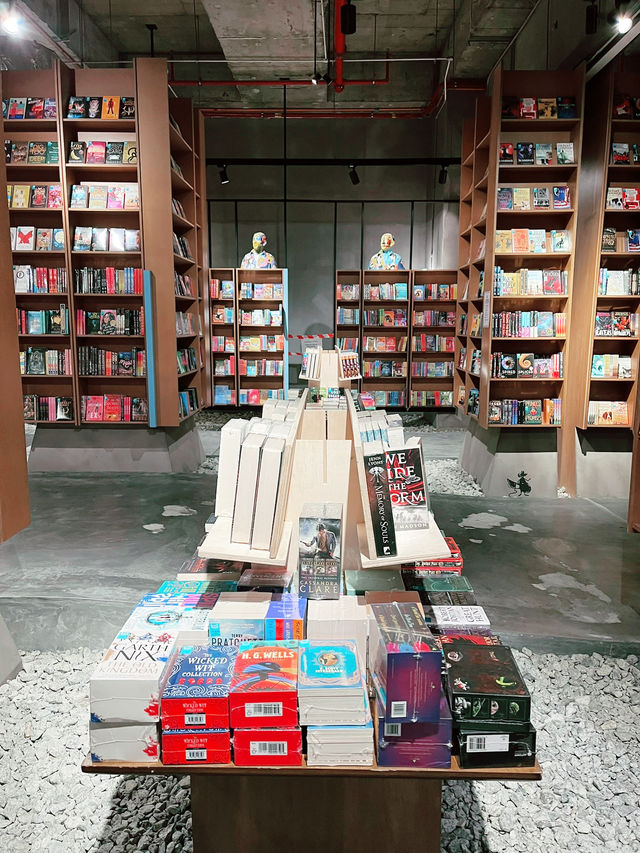 Aesthetic Escape: BookXcess at MyTOWN