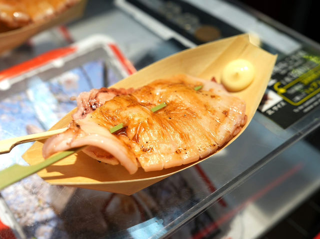 🦑魷魚專賣店(ぞっこんイカ本舗)函館朝市店