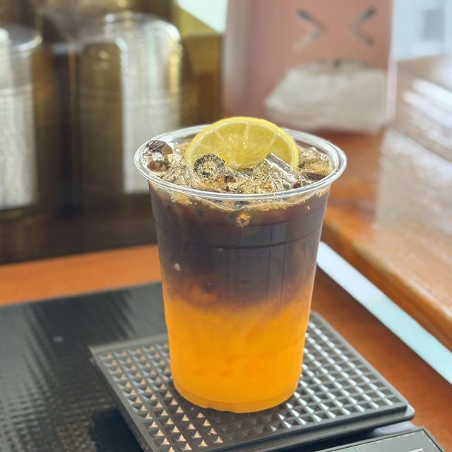 คาเฟ่ MILK สกลนคร