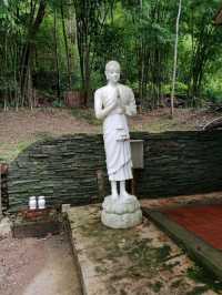 วัดผาลาดวัดสวยกลางป่าท่ามกลางธรรมชาติ เชิงดอยสุเทพ