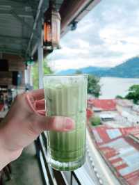 Ara Cafe & Eatery Parapat – Scenic Sips & Stunning Views by Lake Toba 