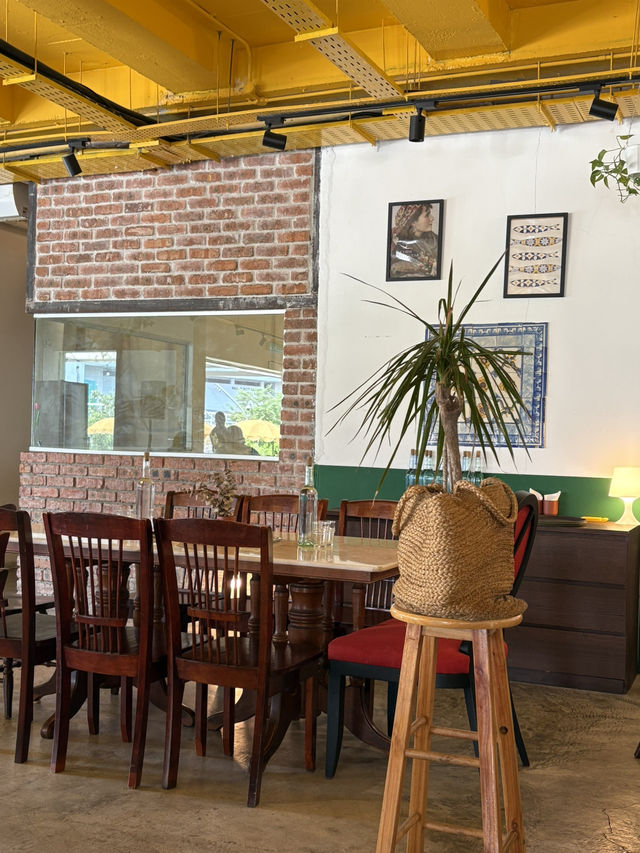 Bartolo Bakehouse at Central Market, Perfect for Hanging Out 