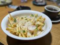 Bakes with a Twist: Seven Oaks Bakery Café Delivers on Flavor and Creativity
