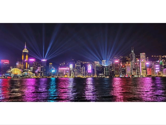 From Roast Goose to Rooftop Lights: A Night in Hong Kong